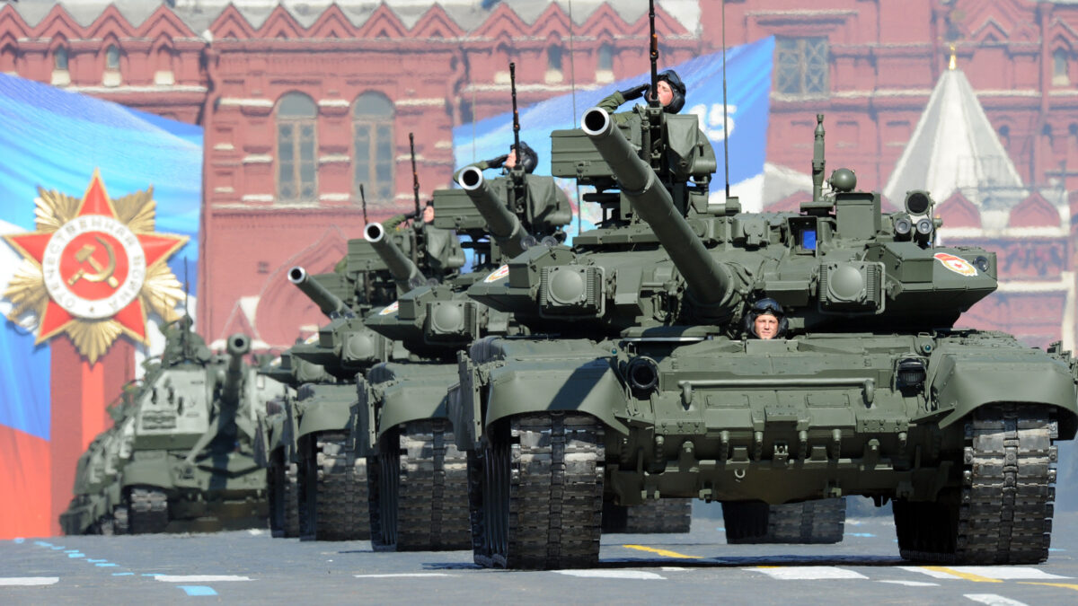 Russian T-90 tanks
