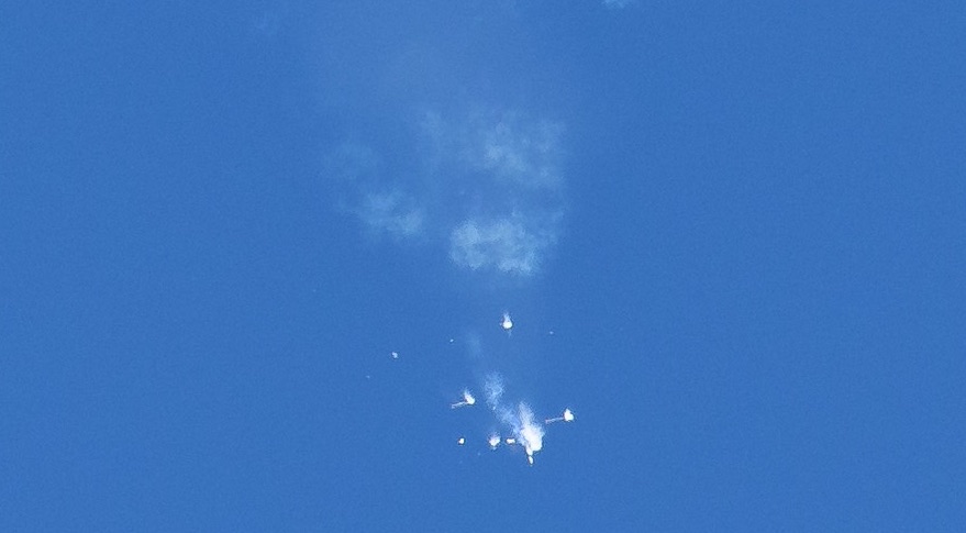 Soyuz contrail