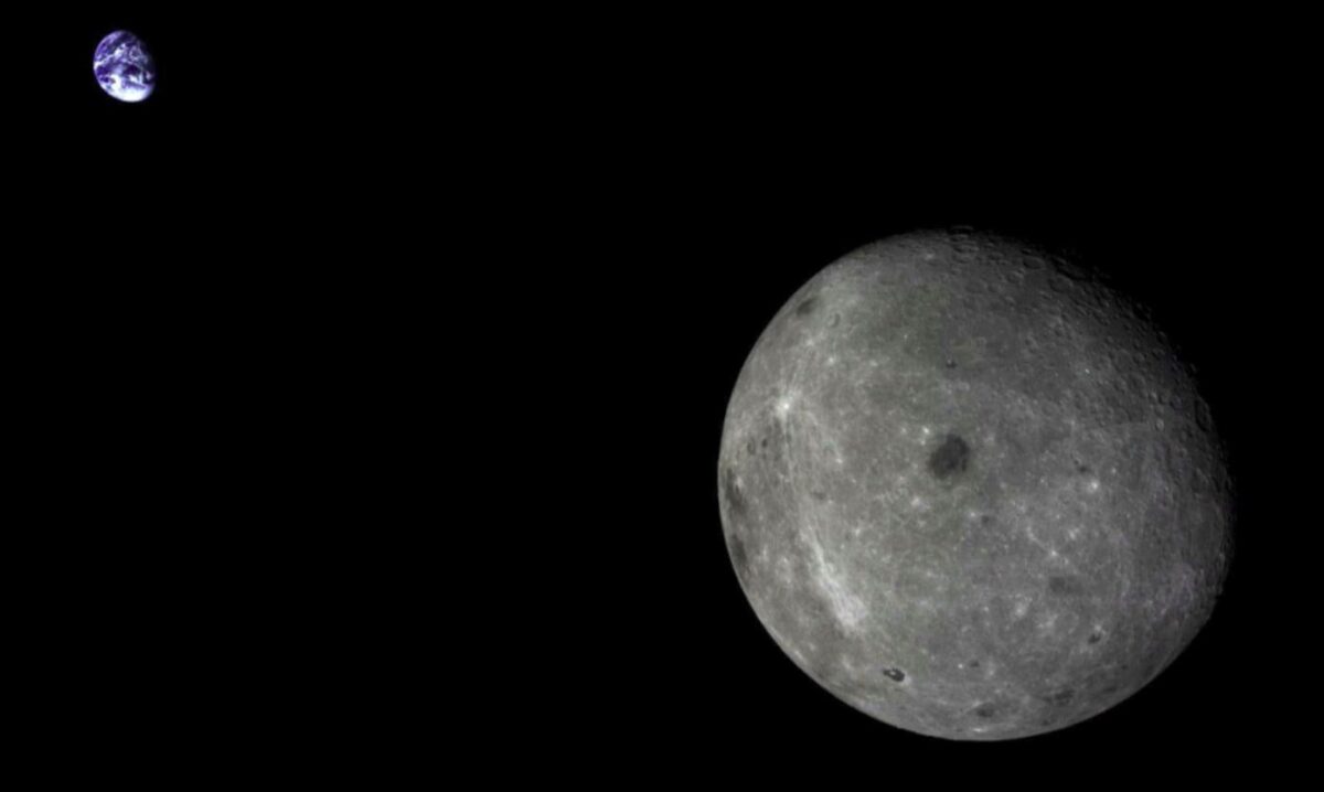 China unveils lunar lander to put astronauts on the moon - SpaceNews