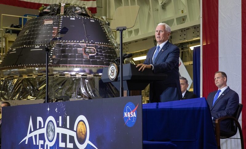 Pence and Orion at KSC