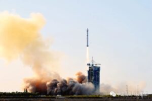 A Long March 2D carrying the Shiyan-6 (02) satellite lifts off from Jiuquan on July 4, 2020.