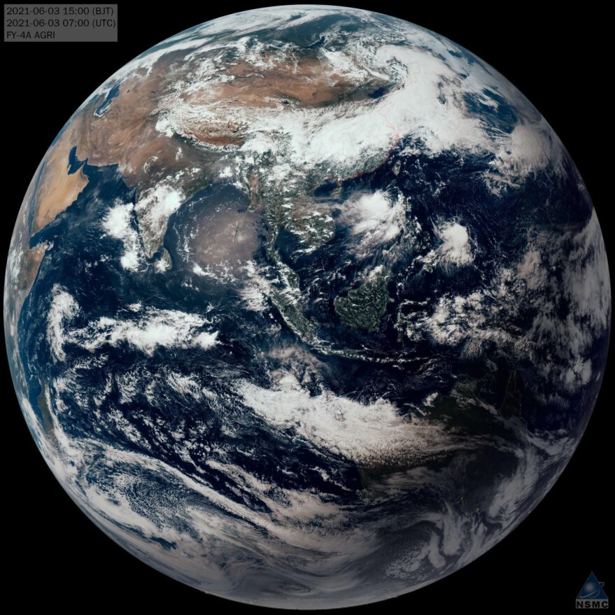 A full disk view from the Fengyun-4A satellite. 