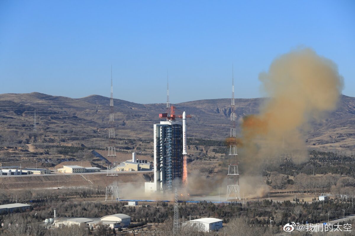 Liftoff of the Long March 2D (Y70) carrying the classified Shiyan-13 satellite, Jan. 16 Eastern, 2022.