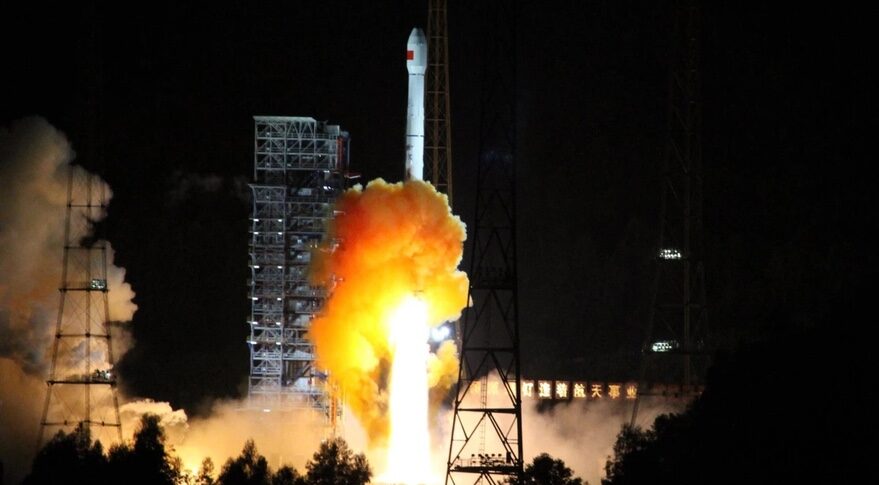 Long March launch of Chang'e 5 T1