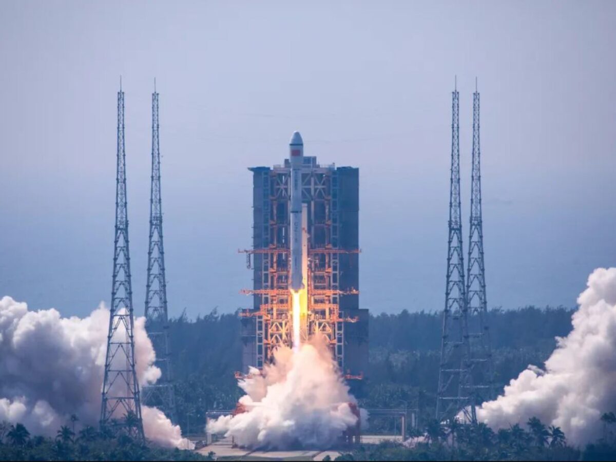 The second Long March 8 lifts off from Wenchang at 11:06 a.m. local time, Feb. 27, 2022.