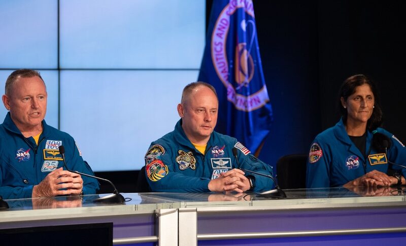Astronauts Wilmore, Fincke and Williams