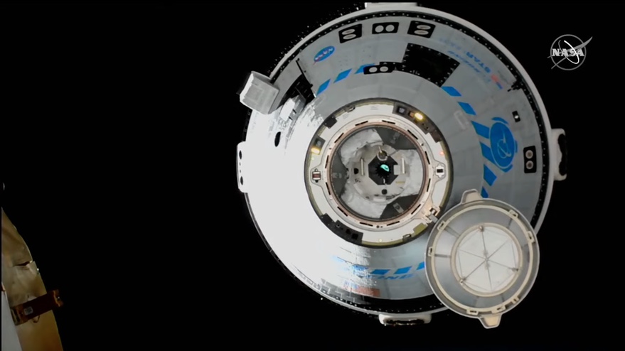 Starliner atraca en la ISS por primera vez