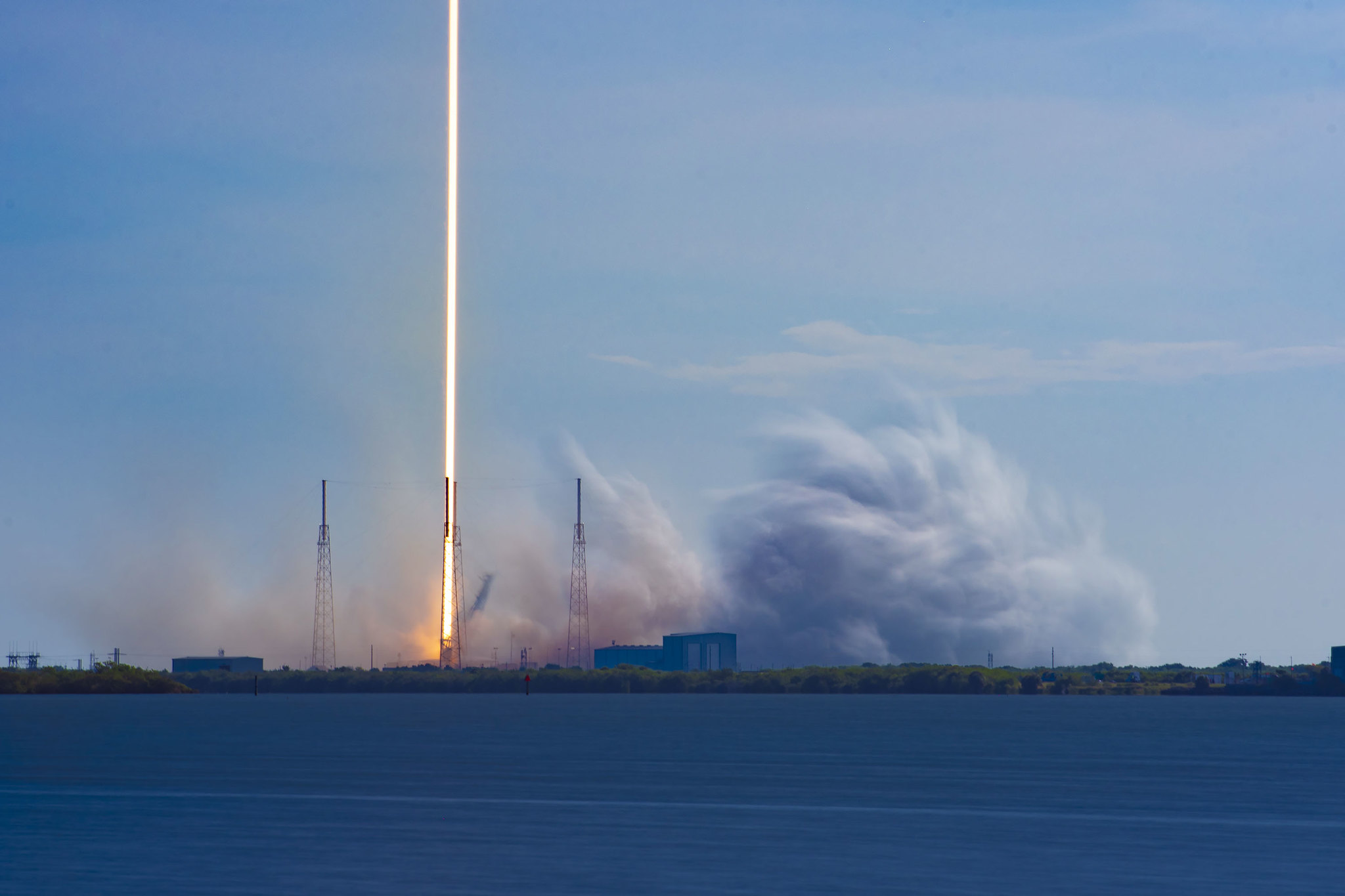 SpaceX rolls out new business line focused on military satellite services