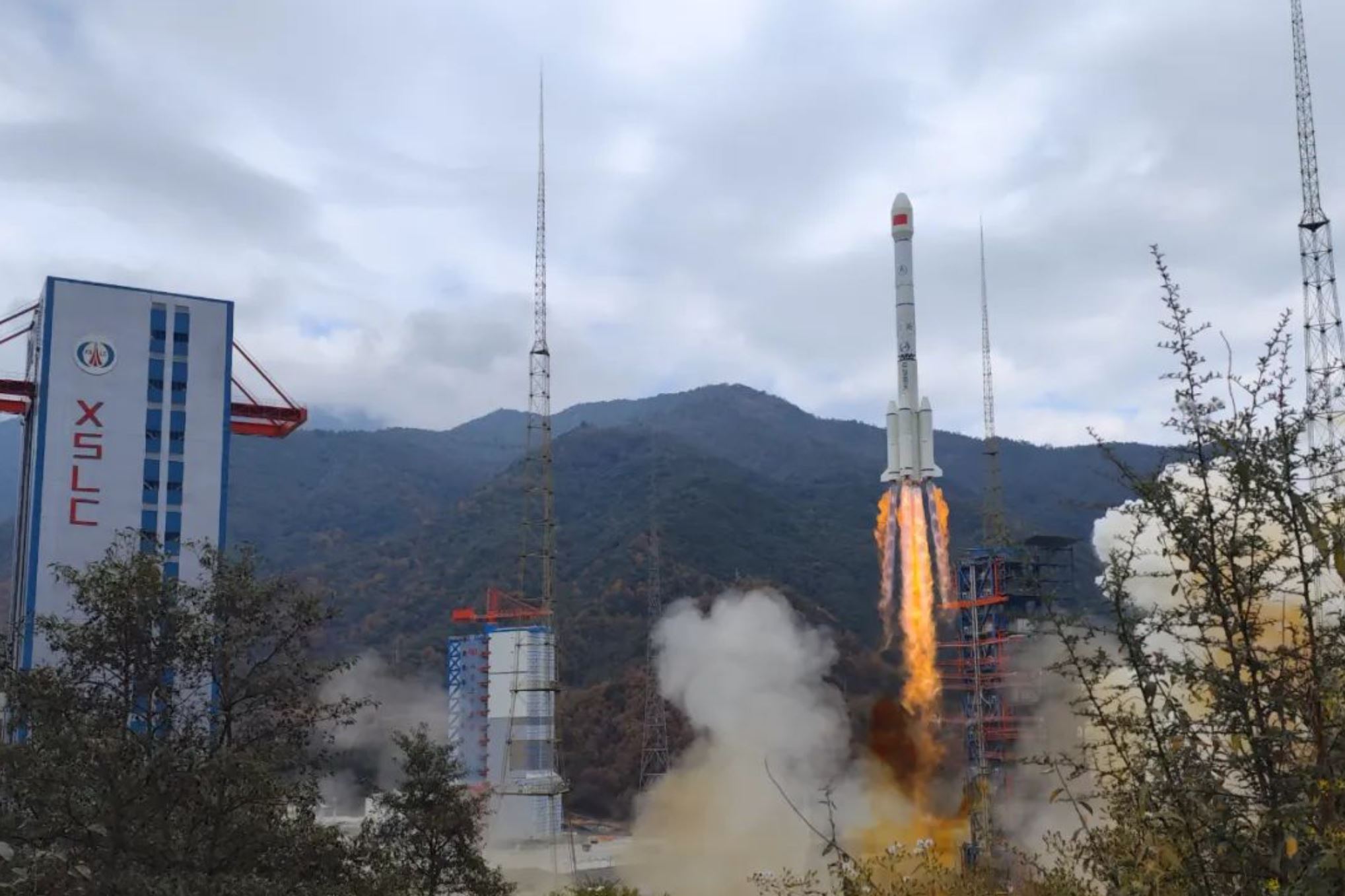 China Sends Second Shiyan-10 Test Satellite Sent Into Orbit With Its ...