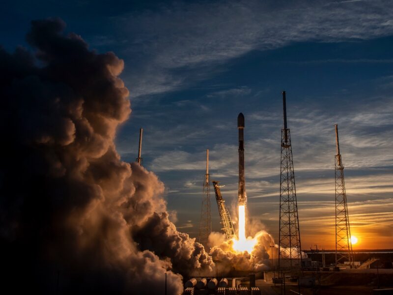 Falcon 9 launch of Starlink Group 6-1
