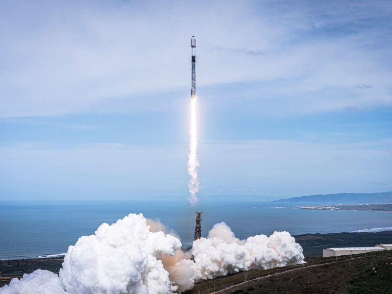 Falcon 9 launch from Vandenberg, 2023 March 17