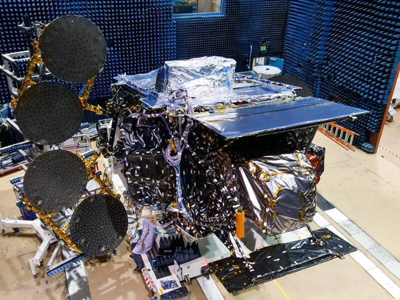 Intelsat 40e (IS-40e) being prepared for launch