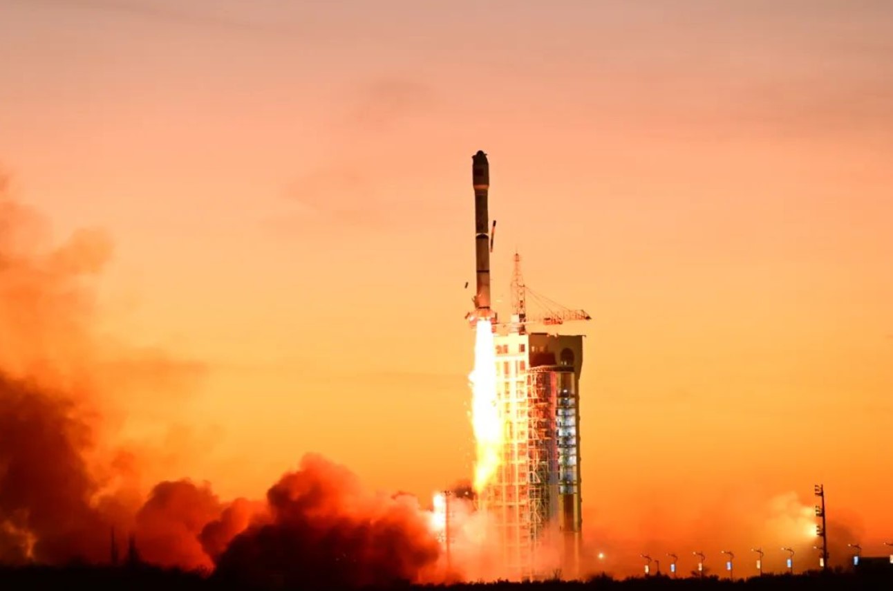 Chinese satellite internet mission rounds off record year for global launches thumbnail