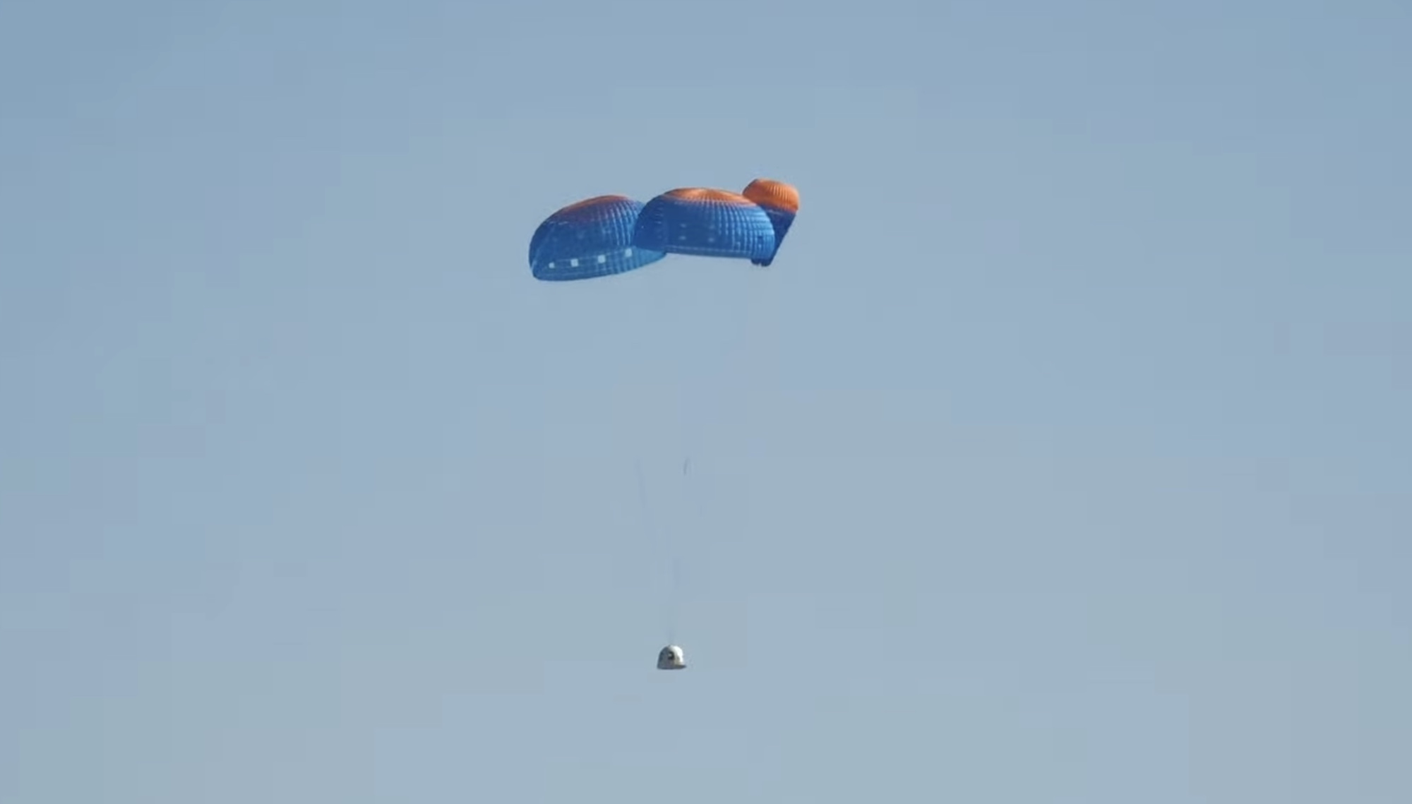 Blue Origin sta indagando sul problema del paracadute di New Shepard