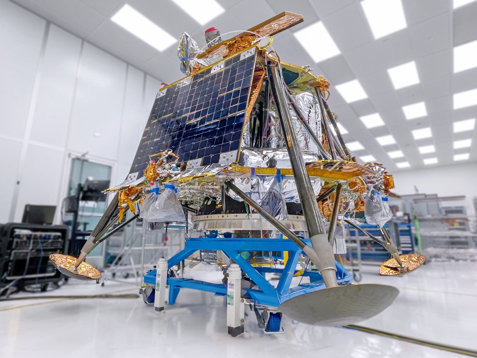 Firefly Aerospace’s lunar lander starts pre-launch environmental checks